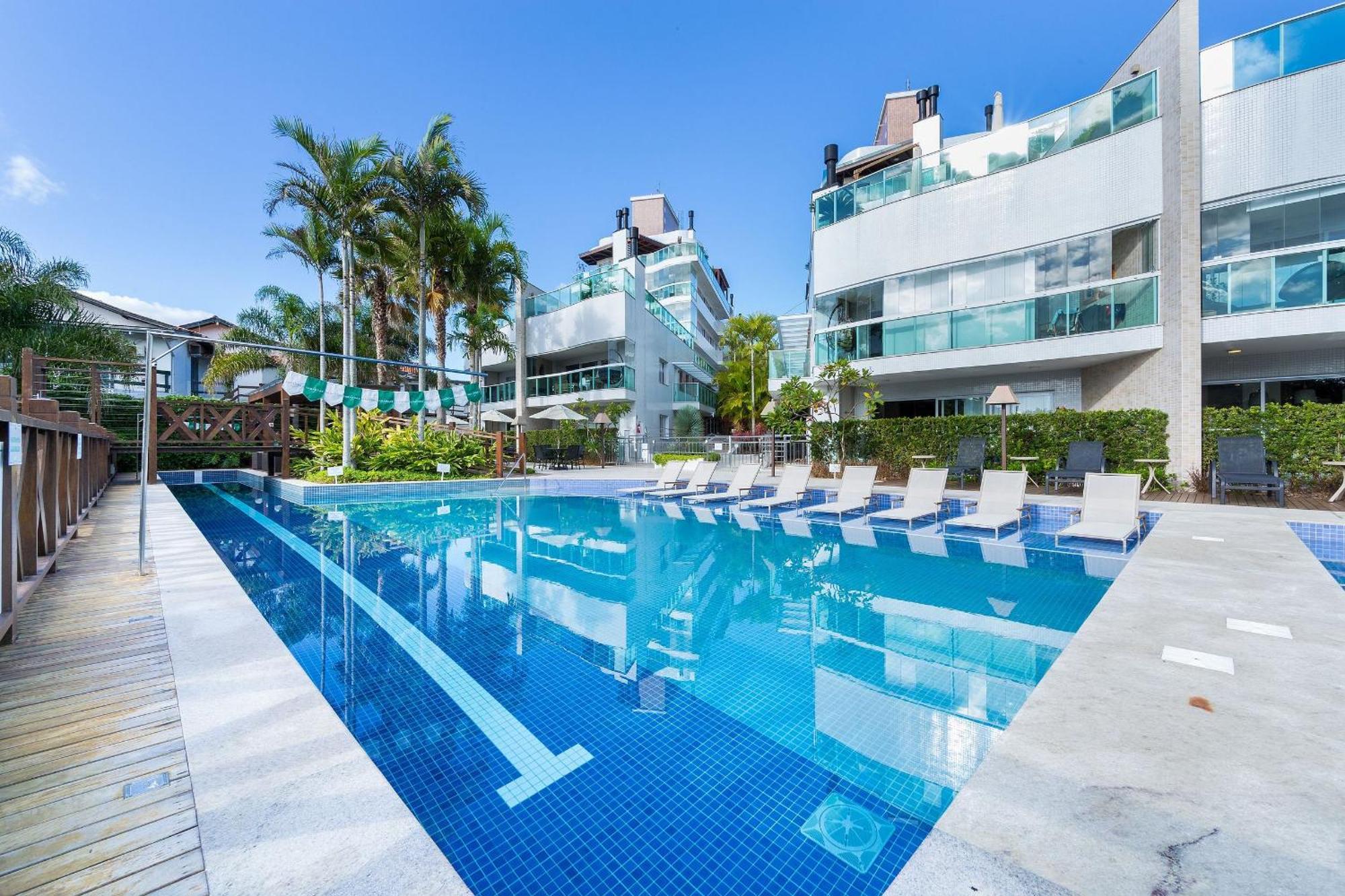 Varandas Do Atlantico: Luxurious Beachfront Condo with Heated Pool Bombinhas Exterior photo